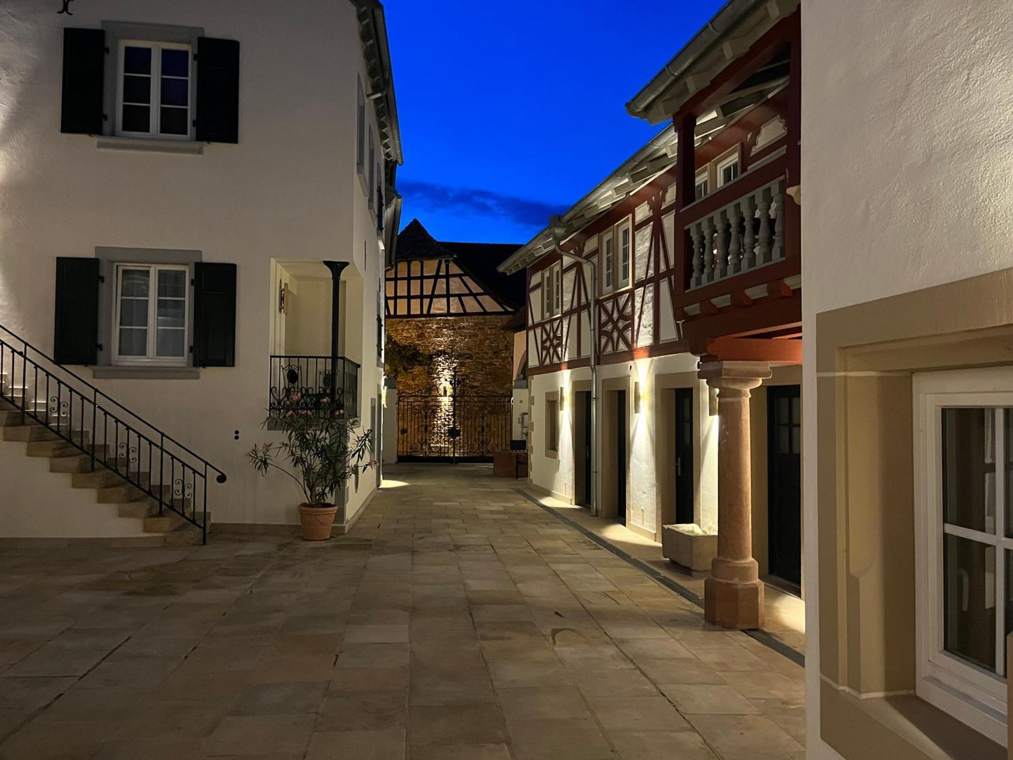 Karlbacher Domizil Ferienwohnungen Grosskarlbach Exterior photo